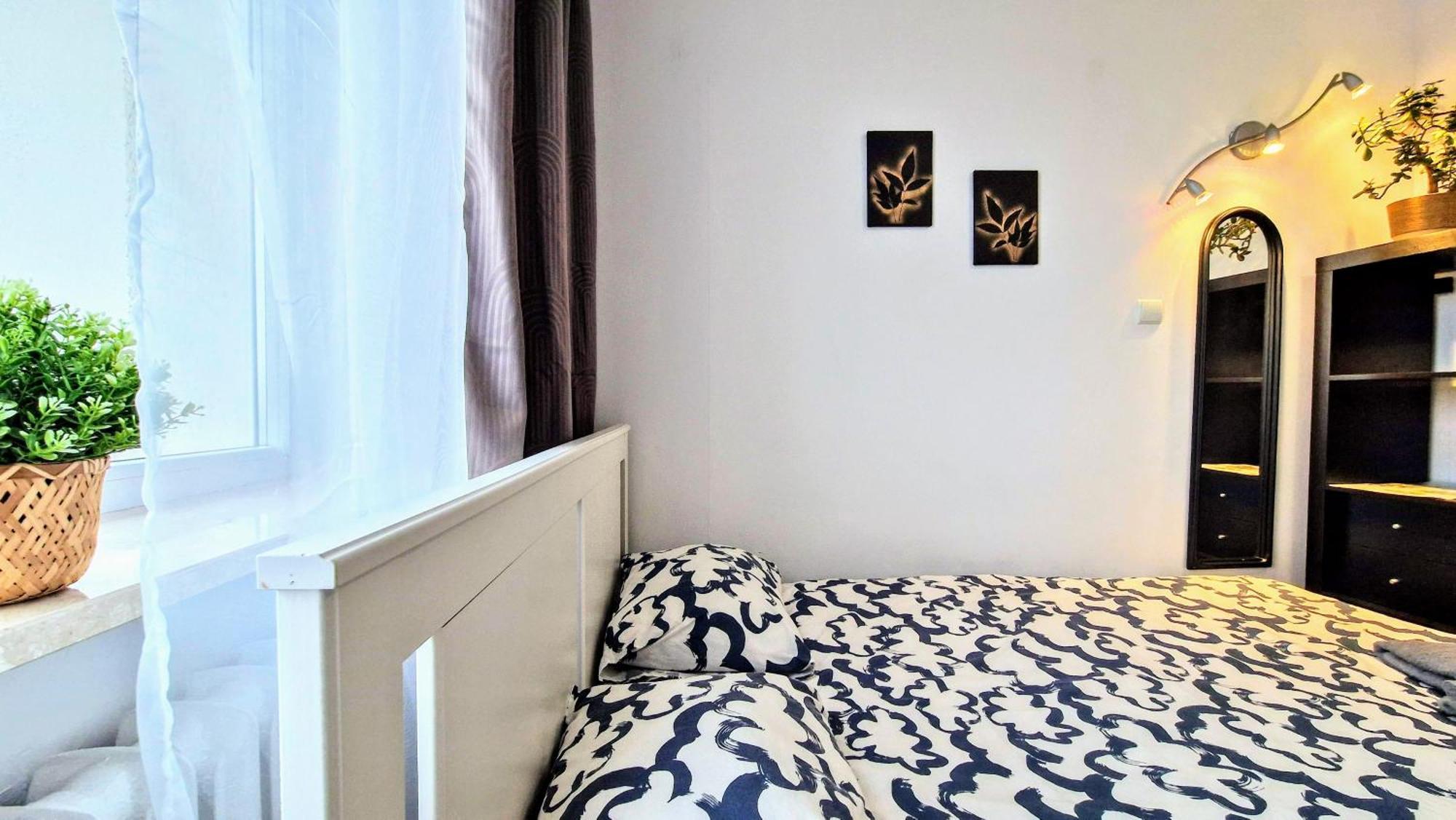 Hostel Meander Natolin Blisko Metra